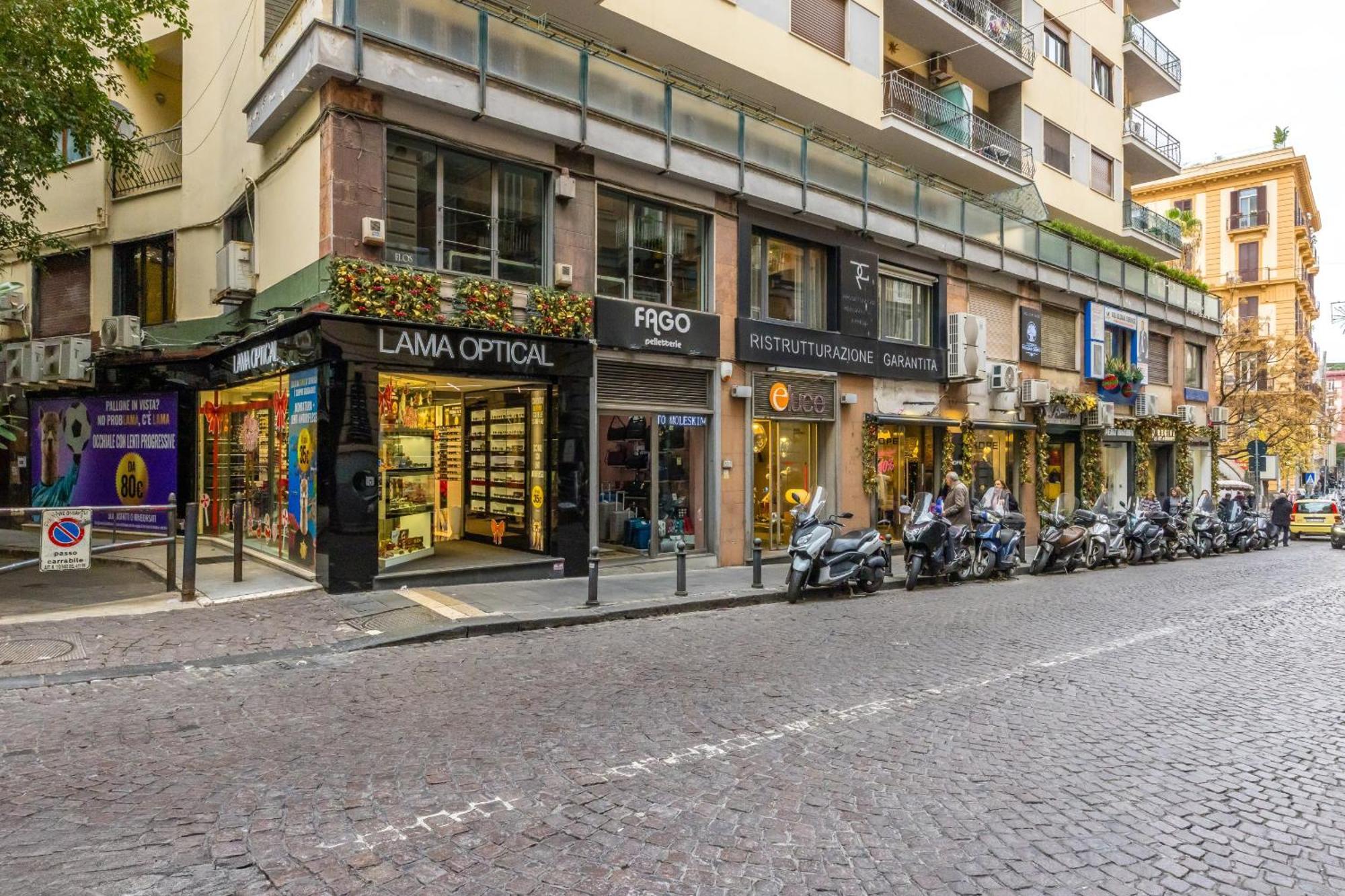 Colonna Classic Style By Wonderful Italy Appartement Naples